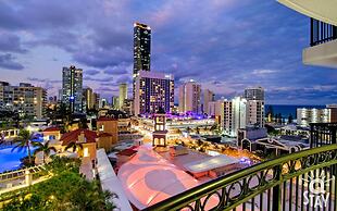 Chevron Renaissance - Q Stay