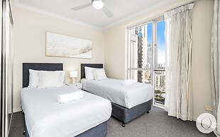 Chevron Renaissance - Q Stay