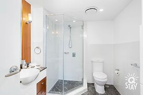 Chevron Renaissance - Q Stay