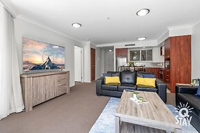 Chevron Renaissance - Q Stay