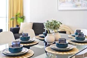 Chevron Renaissance - Q Stay