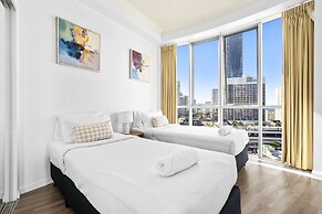 Chevron Renaissance - Q Stay