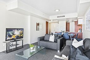 Chevron Renaissance - Q Stay