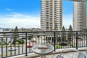 Chevron Renaissance - Q Stay