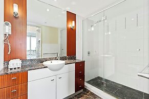 Chevron Renaissance - Q Stay