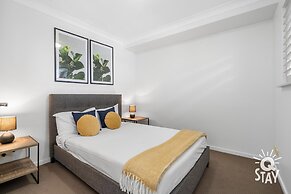 Chevron Renaissance - Q Stay