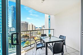 Chevron Renaissance - Q Stay