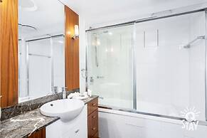 Chevron Renaissance - Q Stay