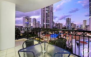 Chevron Renaissance - Q Stay