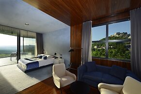 Winery & Design hotel ROXANICH
