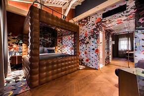 Winery & Design hotel ROXANICH