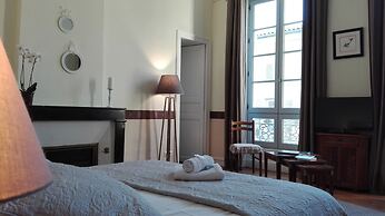 Chambres d'hôtes H De Surgeres