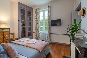 Chambres d'hôtes H De Surgeres