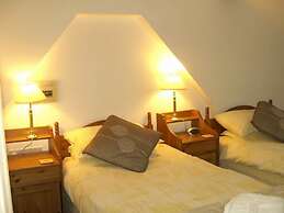 Montacute Country Tearooms B&B