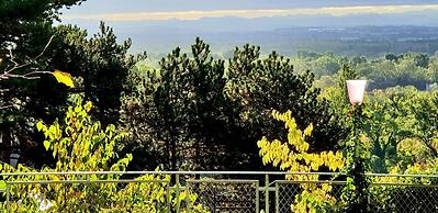 VILLA CASTEL Maison d'hôtes & Jardin de Cuisine Vivante