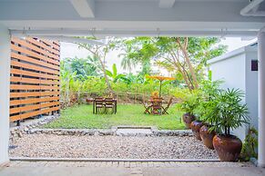 Woodside Inn & Serviced Apartments