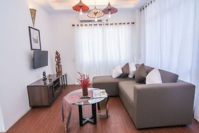 Woodside Inn & Serviced Apartments