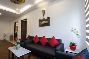 Woodside Inn & Serviced Apartments