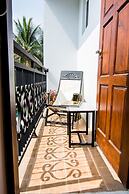 Woodside Inn & Serviced Apartments