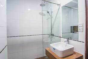 Woodside Inn & Serviced Apartments