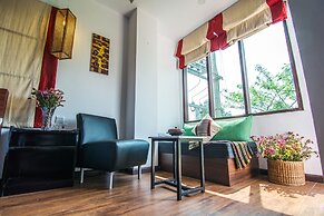 Woodside Inn & Serviced Apartments