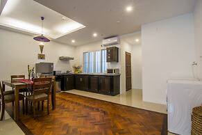 Woodside Inn & Serviced Apartments