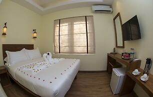 Bagan Vertex Hotel