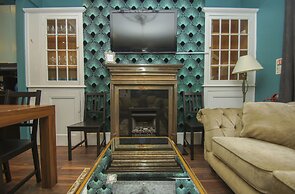 Chocolate Box Central by Brighton Holiday Lets