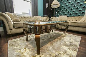 Chocolate Box Central by Brighton Holiday Lets