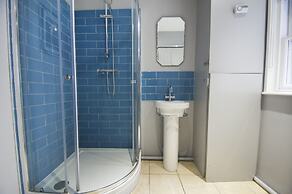 Chocolate Box Central by Brighton Holiday Lets