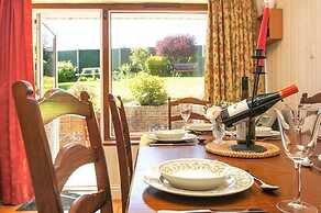 Dean Court Garden Parking by Brighton Holiday Lets