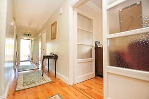 Dean Court Garden Parking by Brighton Holiday Lets