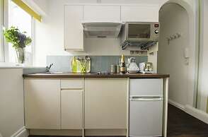 Between Piers Central by Brighton Holiday Lets