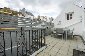 Marine Cottage Parking by Brighton Holiday Lets