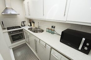 Marine Gardens Central by Brighton Holiday Lets