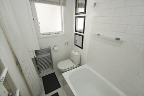 Marine Gardens Central by Brighton Holiday Lets