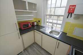 Mucky Duck House Central by Brighton Holiday Lets