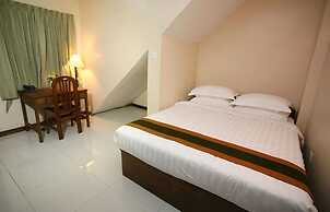 Hotel June Business Bed Breakfast