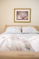 Athens Deluxe Apartment near Acropolis