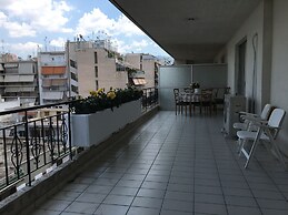 Athens Deluxe Apartment near Acropolis