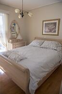 Athens Deluxe Apartment near Acropolis