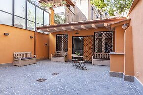 Residenza Palline by Hili