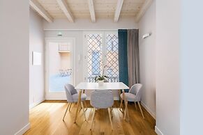 Residenza Palline by Hili