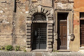 Residenza Palline by Hili