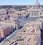 Residenza Palline by Hili