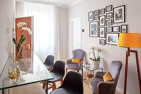 Residenza Palline by Hili