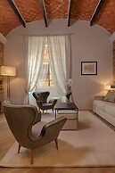 Donati Luxury Tower Suites