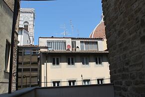 Donati Luxury Tower Suites