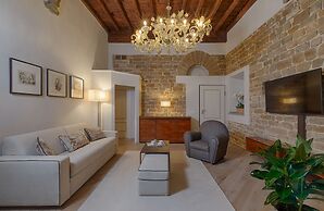 Donati Luxury Tower Suites