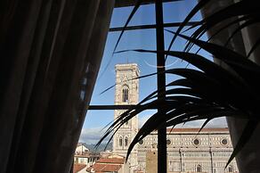 Donati Luxury Tower Suites